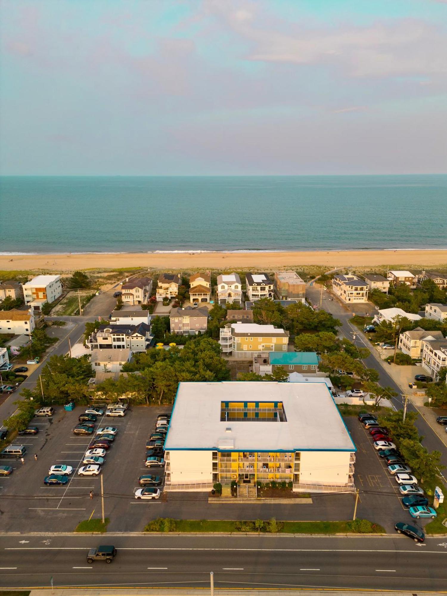 Seaside Inn & Suites フェンウィック・アイランド エクステリア 写真