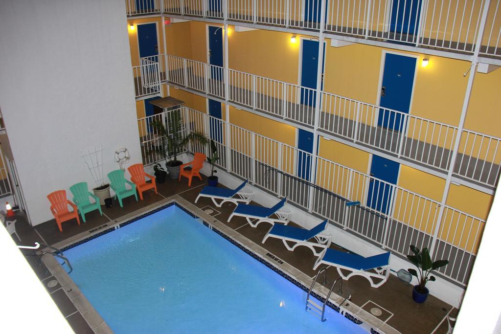 Seaside Inn & Suites フェンウィック・アイランド エクステリア 写真