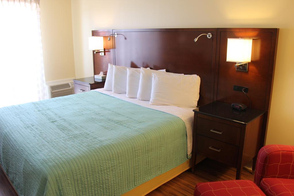 Seaside Inn & Suites フェンウィック・アイランド エクステリア 写真